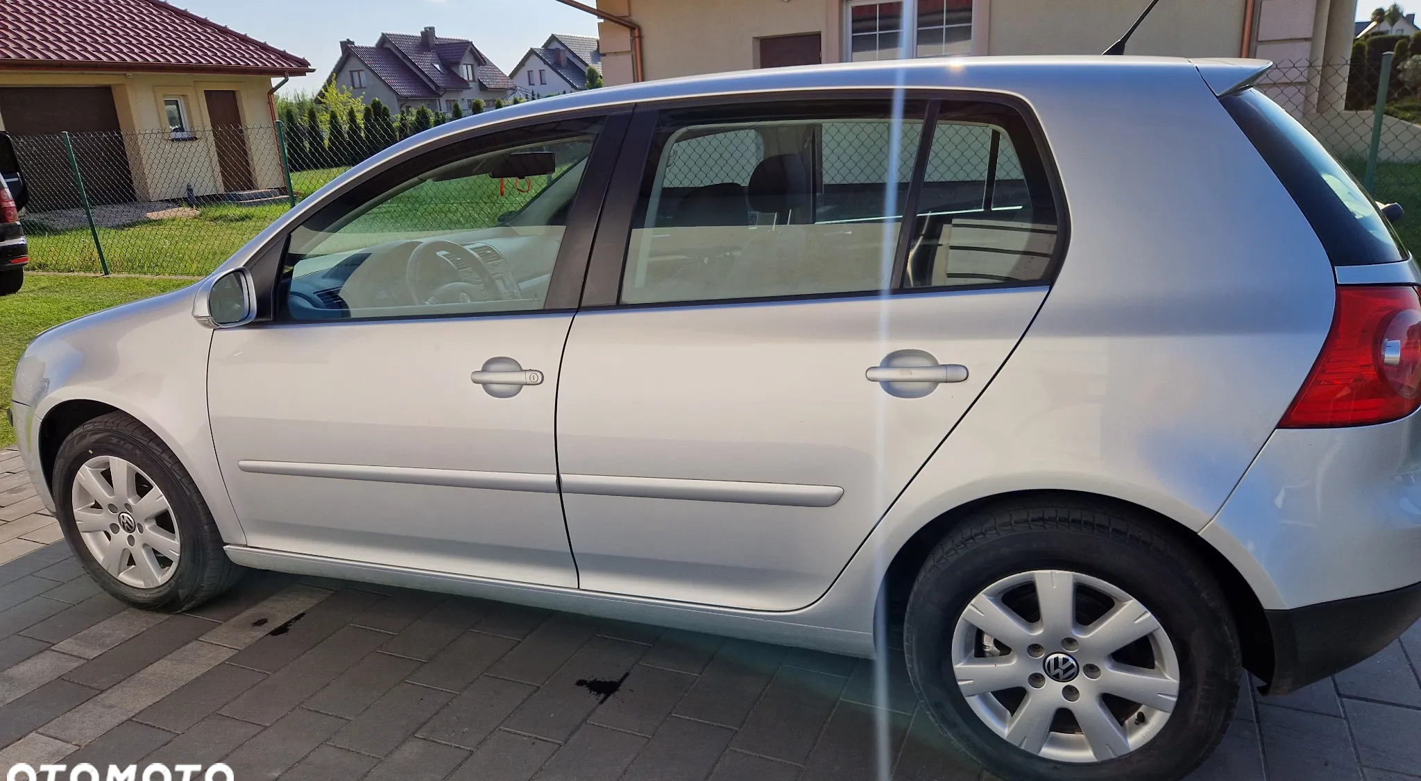 Volkswagen Golf cena 13900 przebieg: 280000, rok produkcji 2005 z Sompolno małe 172